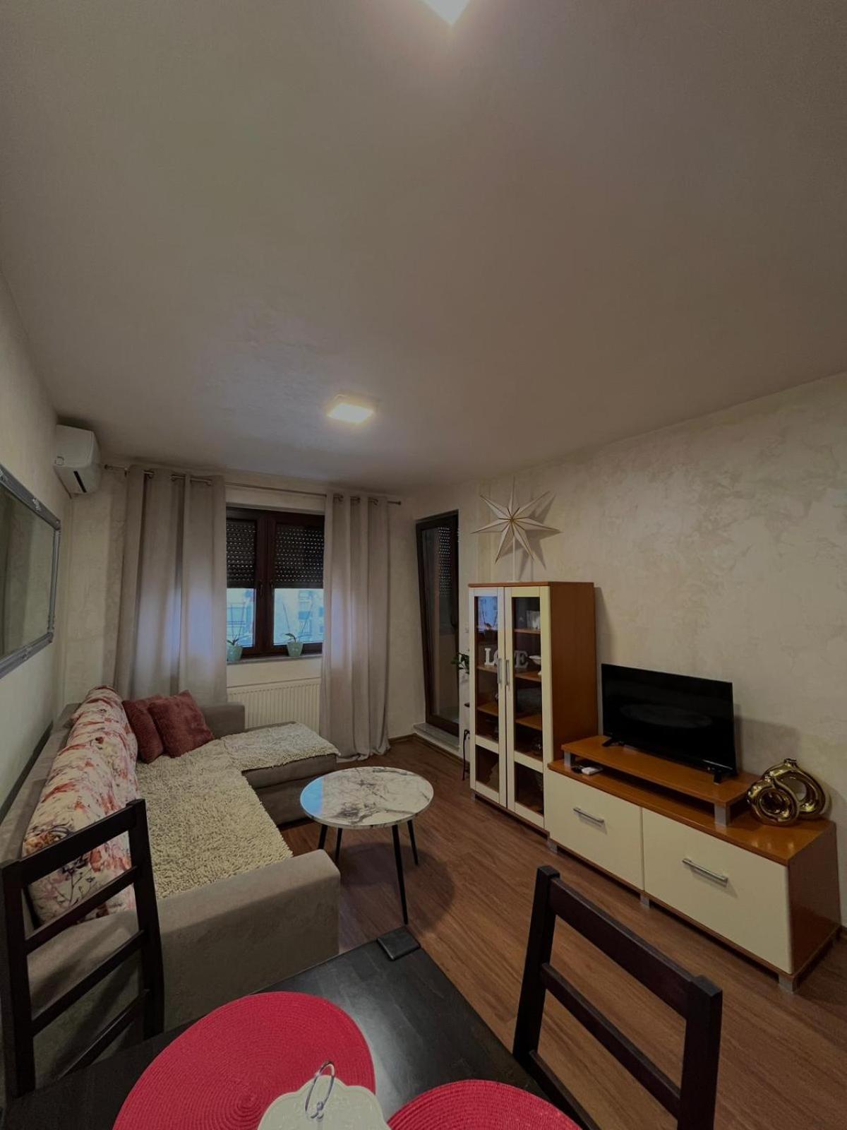 Apartman Basic דובוי מראה חיצוני תמונה